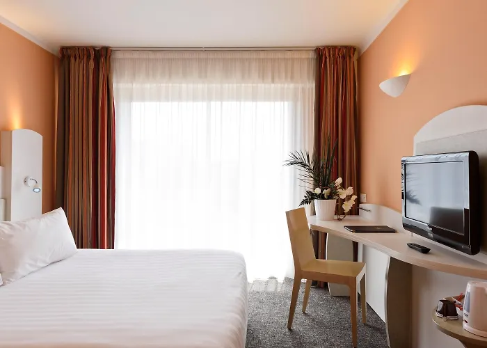 Western Astoria Жуан-ле-Пен