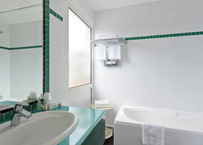 Western Astoria Отель Жуан-ле-Пен