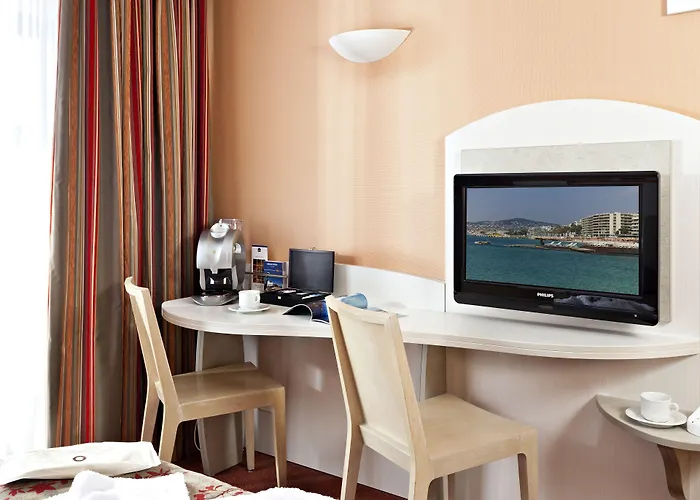 Western Astoria Отель 3*