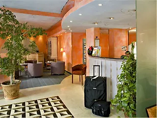 Отель Western Astoria Жуан-ле-Пен