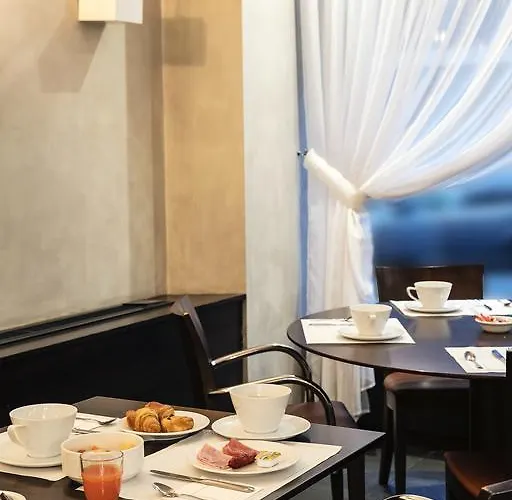 Western Astoria Отель 3*