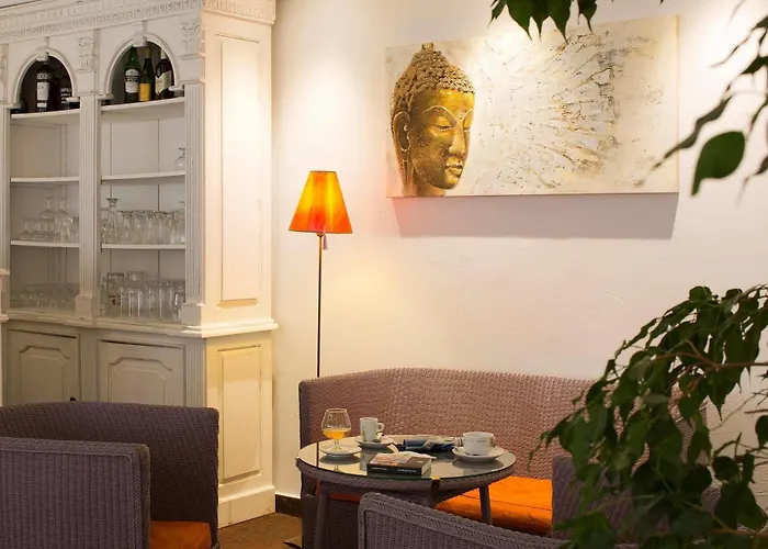 Western Astoria Отель