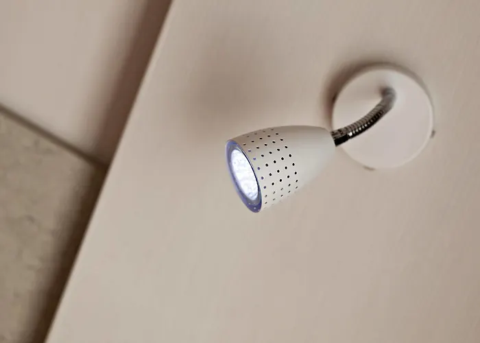 Western Astoria Жуан-ле-Пен