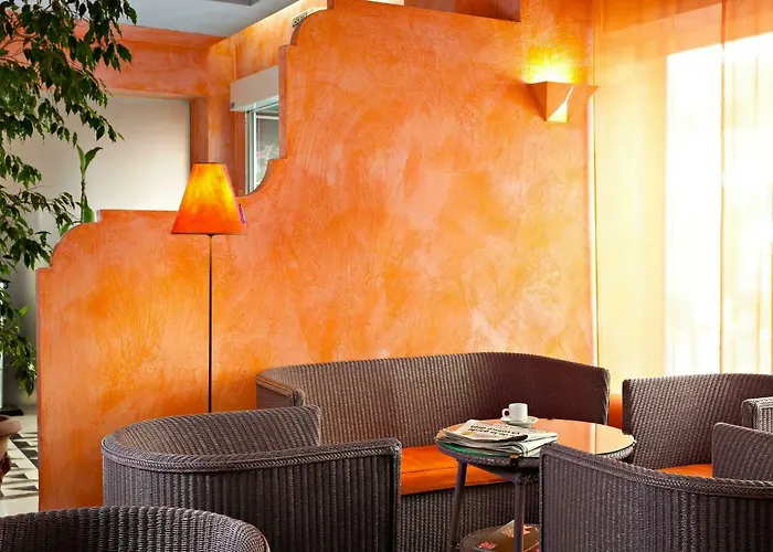 Western Astoria Отель