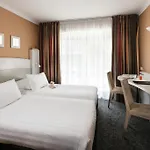 Hotel Western Astoria 3*