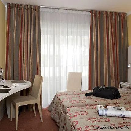 Western Astoria Готель 3*