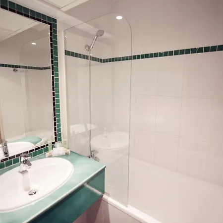 Готель Western Astoria 3*
