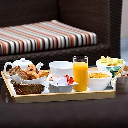 Western Astoria 3* Жюан-ле-Пен