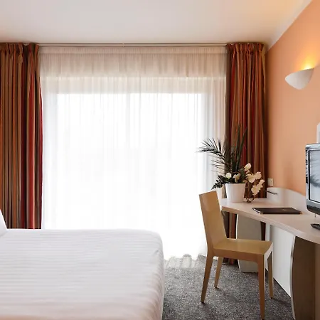 Hotel Western Astoria 3*