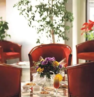 Western Astoria Hotel